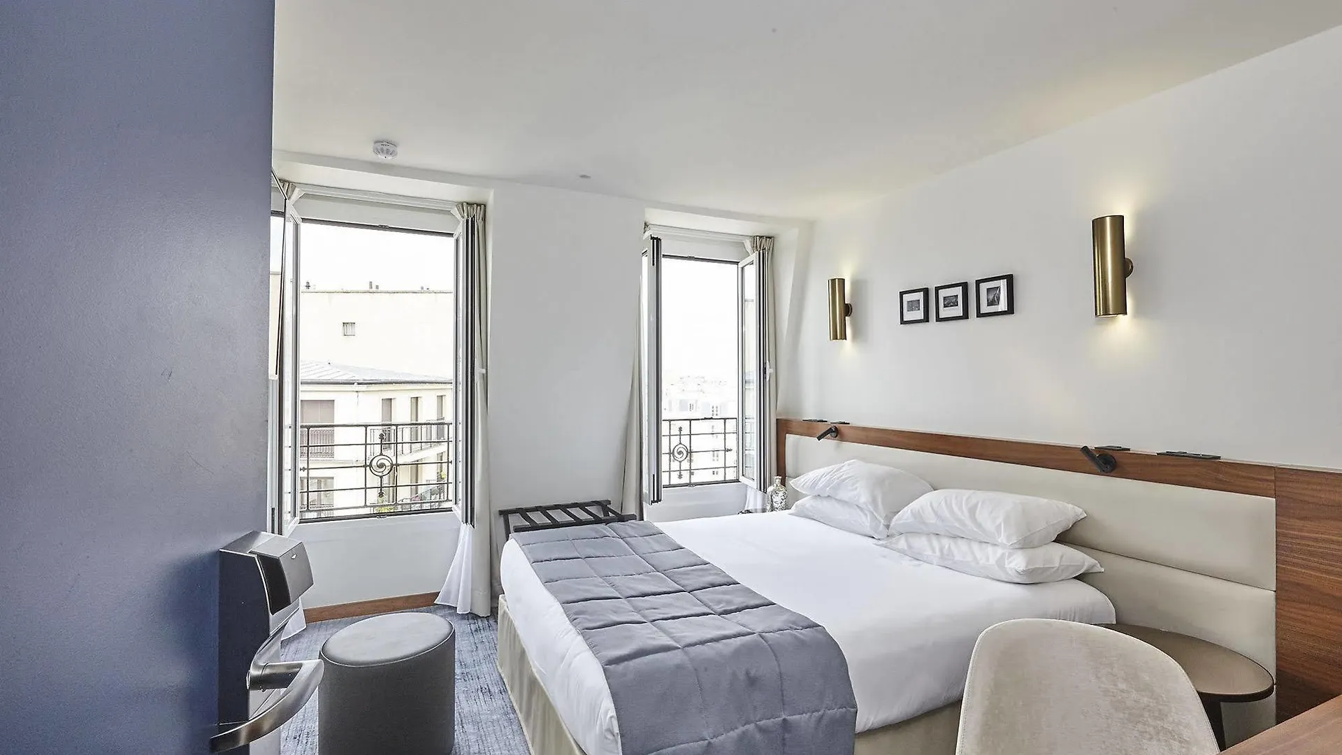 Royal Phare Paris